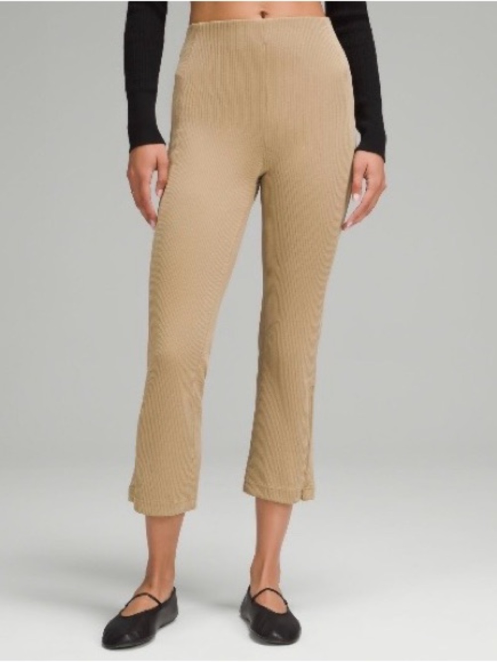 Lululemon Ribbed Softstreme Cropped pants sz 4